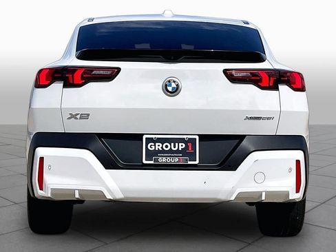 Used 2026 BMW X2 xDrive28i AWD/4WD image 5