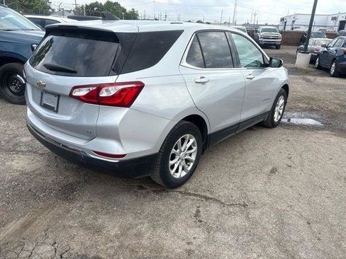 Used 2019 Chevrolet Equinox LT FWD image 3