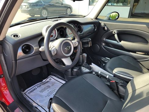 Used 2006 MINI Cooper Hardtop FWD image 12