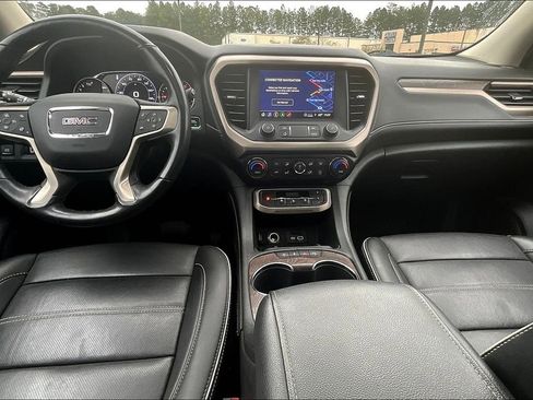 Used 2021 GMC Acadia Denali w/ Denali Technology Package image 15