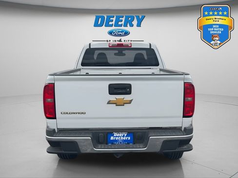 Used 2017 Chevrolet Colorado W/T RWD image 16