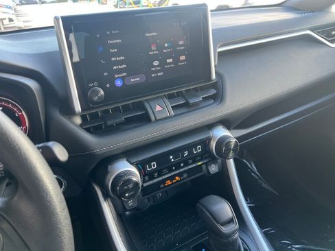 Used 2025 Toyota RAV4 XLE w/ Convenience Package image 17