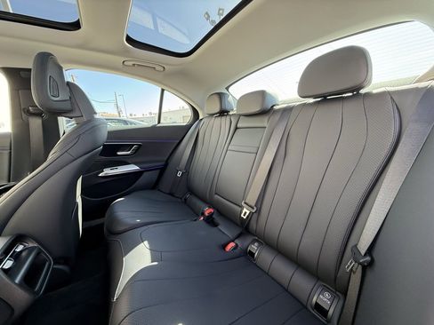 Used 2025 Mercedes-Benz E 350 Sedan image 8