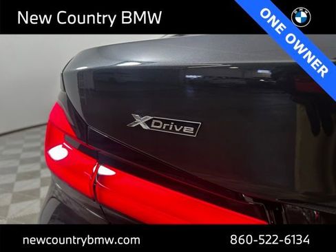 Used 2023 BMW 540i xDrive w/ Premium Package image 11