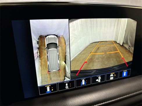 Certified 2023 Chevrolet Suburban High Country image 22