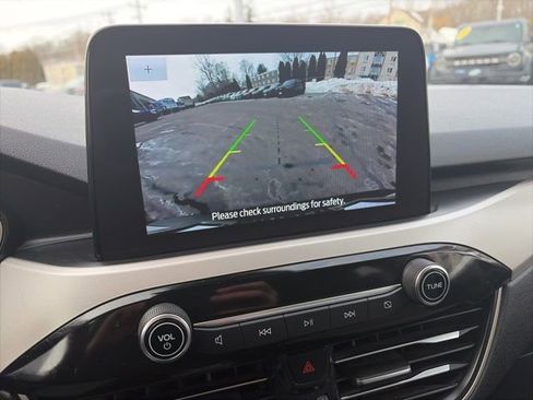 Used 2022 Ford Escape SE image 21