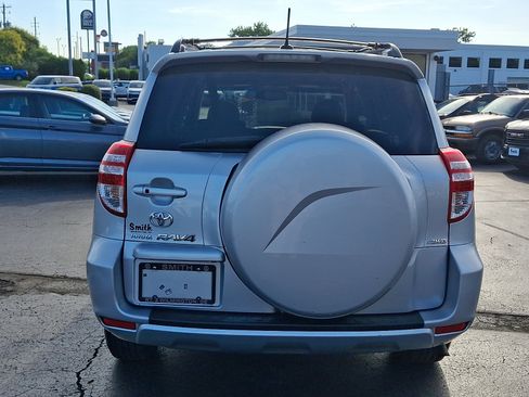 Used 2010 Toyota RAV4 Limited AWD/4WD image 5