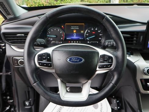 Used 2023 Ford Explorer XLT w/ Class IV Trailer Tow Package image 20