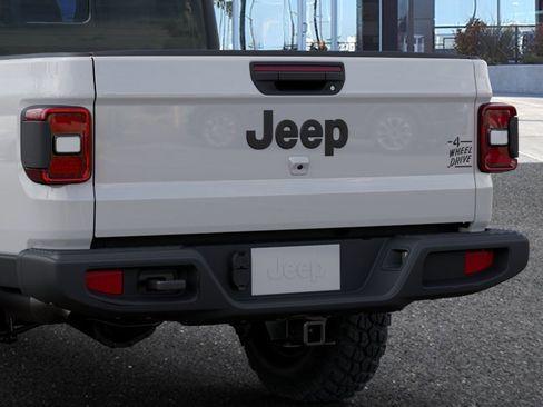 New 2026 Jeep Gladiator Willys image 13