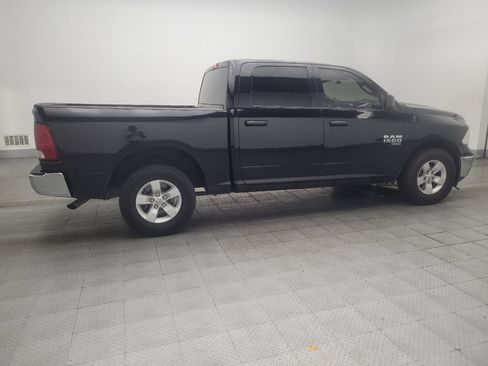 Used 2021 RAM 1500 Classic SLT RWD image 10