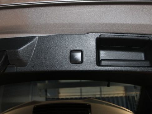 Used 2024 Ford Escape ST-Line w/ Tech Pack #1 FWD image 34