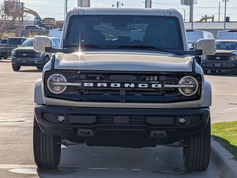 New 2025 Ford Bronco Outer Banks AWD/4WD image 7