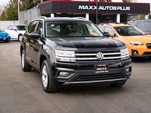 Used 2019 Volkswagen Atlas SE w/ Towing Package AWD/4WD image 2