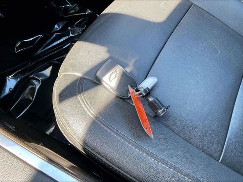 Used 2021 Chevrolet Silverado 1500 LT Trail Boss w/ Convenience Package II image 11