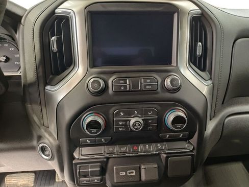 Used 2021 Chevrolet Silverado 1500 RST image 13