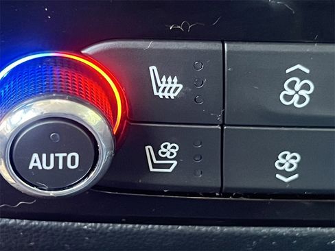 Used 2019 Buick Enclave Avenir w/ Avenir Technology Package image 27