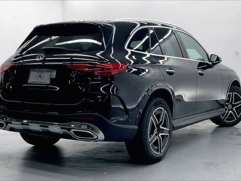 New 2026 Mercedes-Benz GLC 300 image 8
