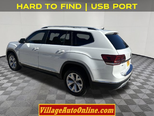 Used 2018 Volkswagen Atlas SEL AWD/4WD image 2