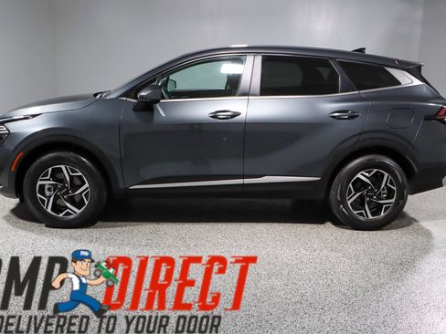 Used 2024 Kia Sportage LX AWD/4WD image 10
