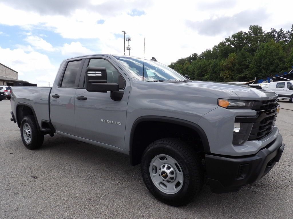Used 2024 Chevrolet Silverado 2500 W/T RWD image 10
