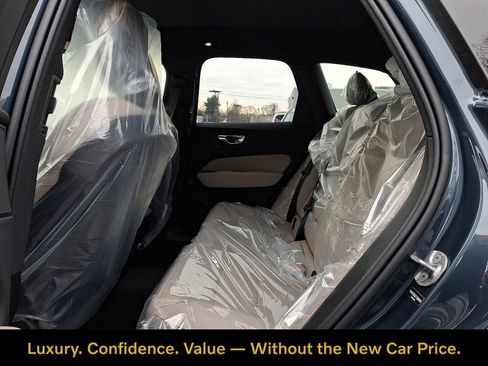 Used 2026 Volvo XC60 B5 Plus w/ Protection Package Premier AWD/4WD image 6