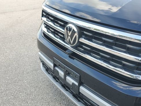 Certified 2021 Volkswagen Atlas SEL Premium AWD/4WD image 11