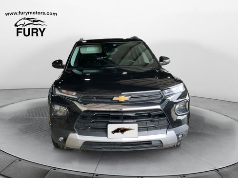 Used 2022 Chevrolet TrailBlazer LT w/ Convenience Package AWD/4WD image 8