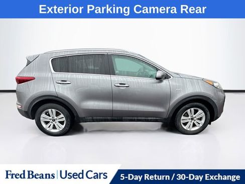 Used 2017 Kia Sportage LX w/ LX Popular Package image 9