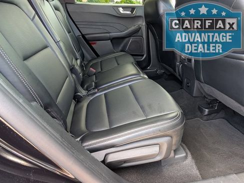 Used 2025 Ford Escape Platinum AWD/4WD image 22