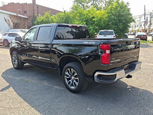 Used 2025 Chevrolet Silverado 1500 LT image 6