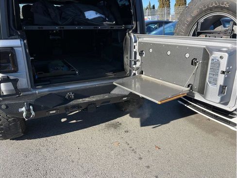 Used 2019 Jeep Wrangler Unlimited Sport S image 6