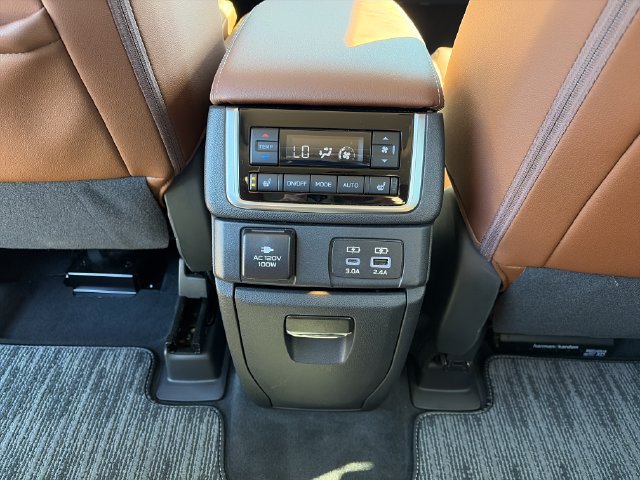 Used 2025 Subaru Ascent Touring AWD/4WD image 22