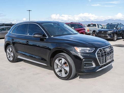 Used 2023 Audi Q5 2.0T Premium Plus image 3