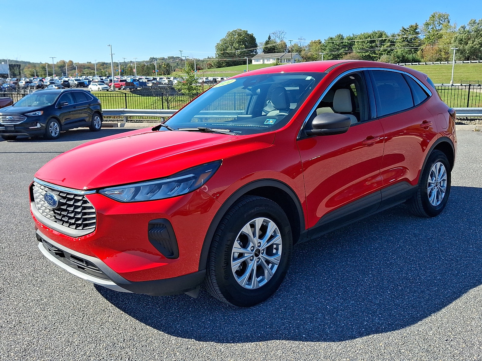 Used 2024 Ford Escape Active AWD/4WD image 4
