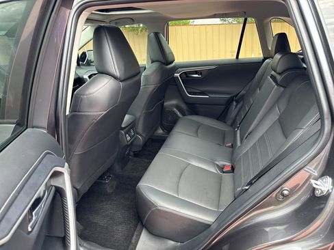 Used 2024 Toyota RAV4 Limited w/ Advanced Technology Package AWD/4WD image 21