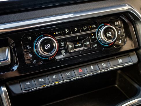 Used 2024 GMC Sierra 1500 Denali image 39