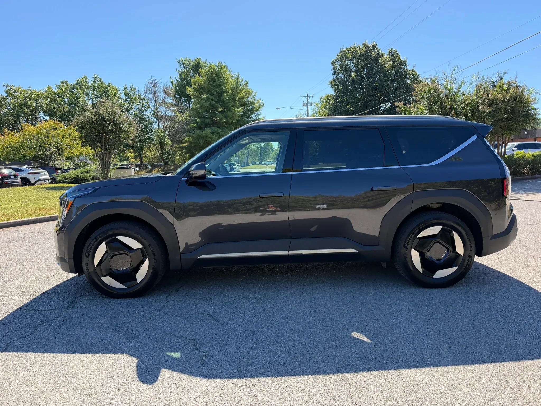 Used 2024 Kia EV9 Wind AWD/4WD image 7