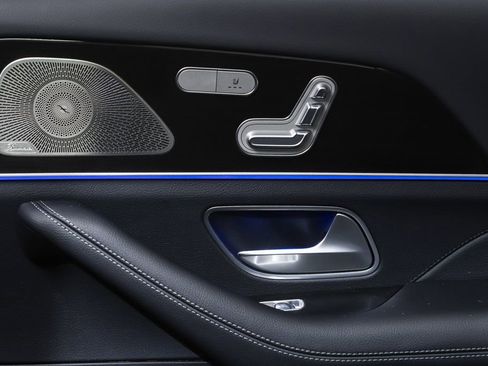 New 2026 Mercedes-Benz GLS 450 4MATIC image 12