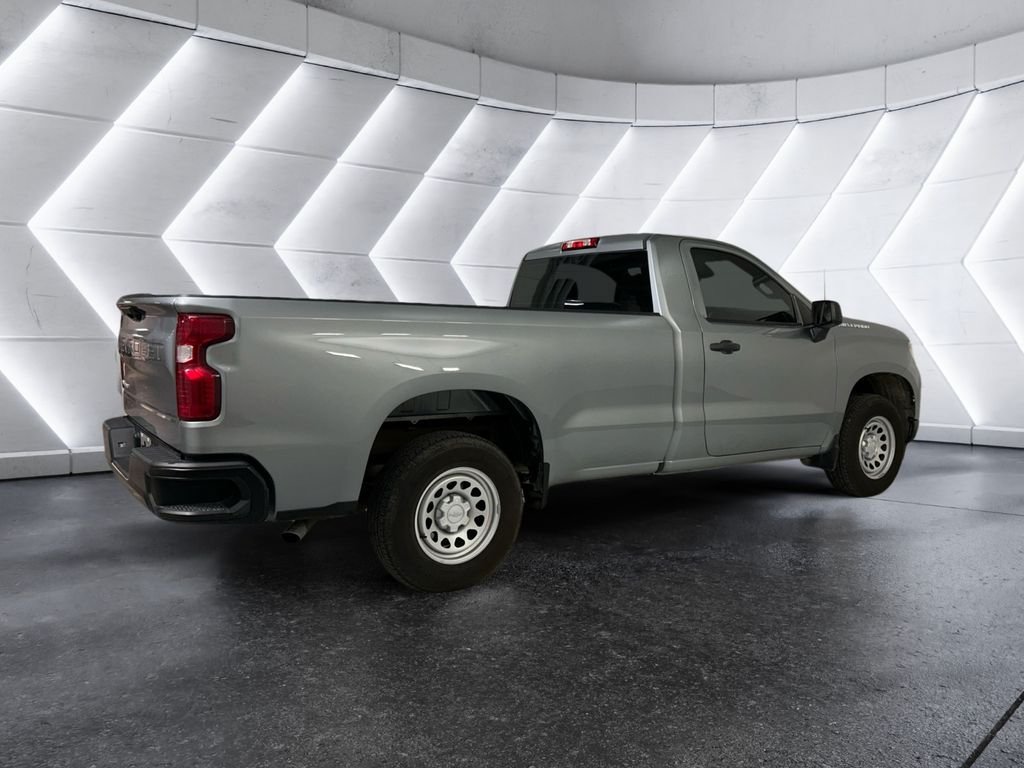 Used 2025 Chevrolet Silverado 1500 W/T RWD image 4