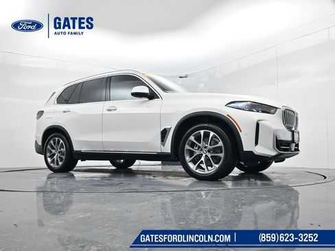 Used 2026 BMW X5 xDrive40i AWD/4WD image 54