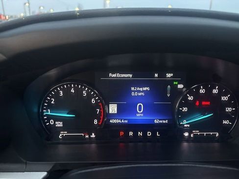 Used 2022 Ford Explorer XLT w/ Equipment Group 202A image 15