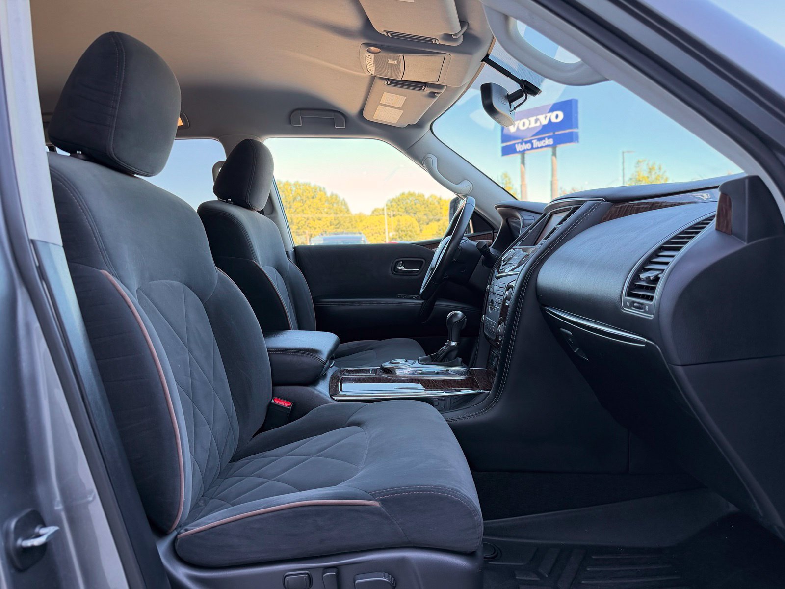 Used 2019 Nissan Armada SV w/ Driver Package RWD image 40