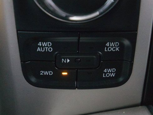 Used 2018 RAM 1500 Big Horn image 23