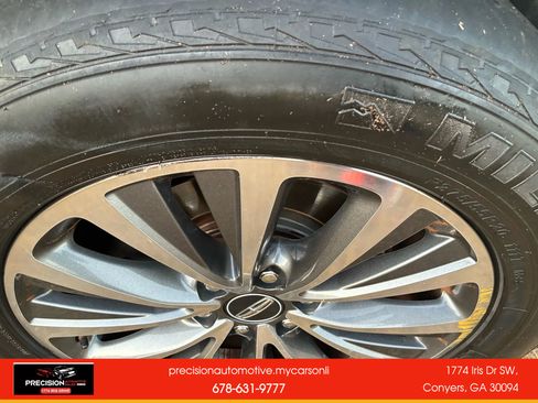 Used 2016 Lincoln Navigator L Select image 32