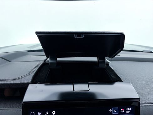 Used 2025 GMC Yukon XL Denali w/ Sun & Power Step Package AWD/4WD image 35