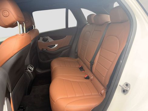 Used 2022 Mercedes-Benz GLC 300 image 12