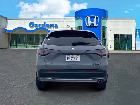 Used 2025 Honda HR-V Sport image 5