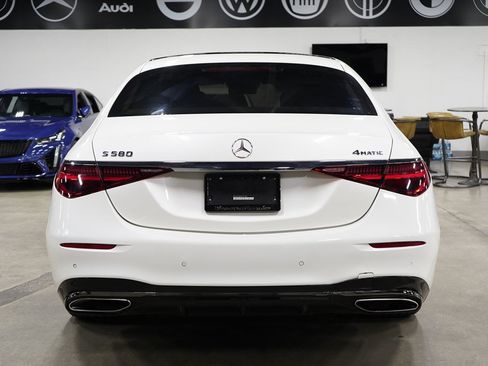 Used 2023 Mercedes-Benz S 580 4MATIC Sedan image 4