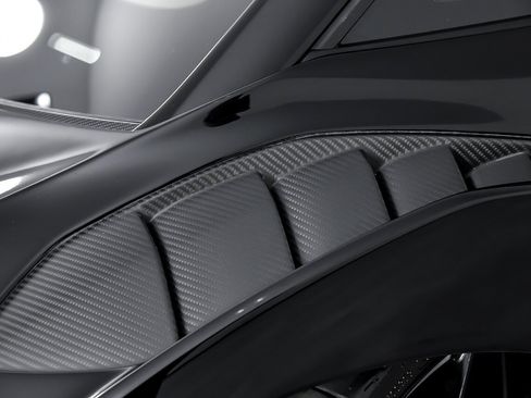 Used 2021 Lamborghini Huracan STO image 7