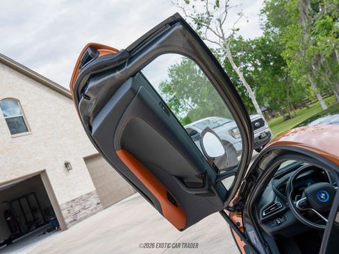 Used 2019 BMW i8 Coupe AWD/4WD image 44